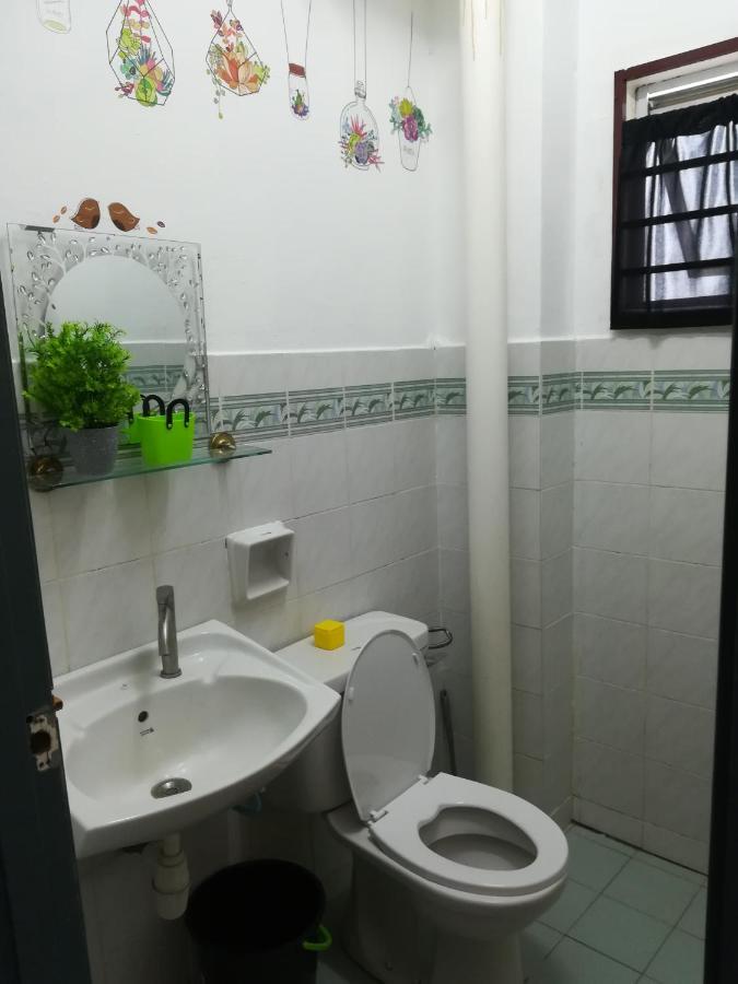 Hagia Medina Muslims Guesthouse 포트딕슨 외부 사진