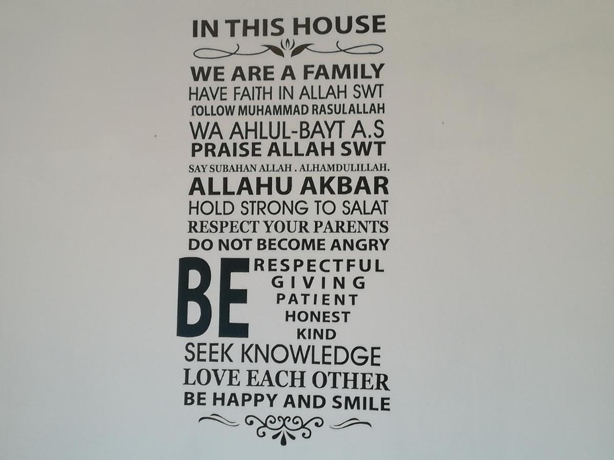 Hagia Medina Muslims Guesthouse 포트딕슨 외부 사진